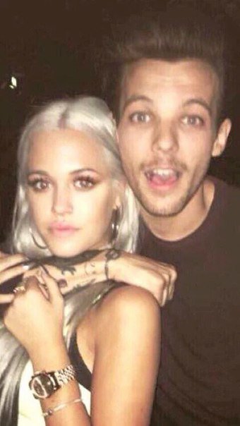 May_Tomlinsoon's tweet photo. Не могло бы половое созревание ударить по мне так же,как оно удар.по Луи и Лотти?
#OneDBestFans2016
#DirectionersSha https://t.co/4OZvGaSrI9