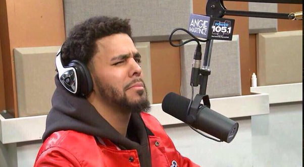 CauseWereGuys's tweet photo. When you ugly af and someone finally starts liking you https://t.co/hZlfrA0qGK