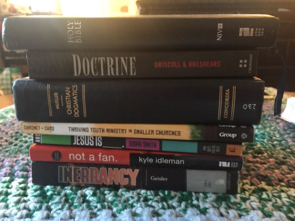 theBeardedCody's tweet photo. All books that I need for this quarter. #SeminaryStudent #PastorInTraining https://t.co/A8DjAQU0NS