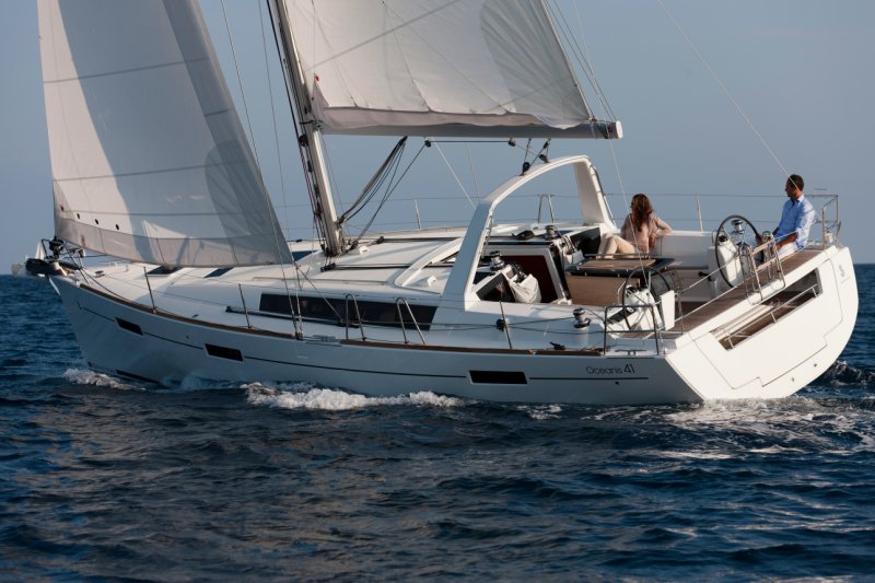 Beneteau Oceanis 41 Video .. yachtingvideos.net/listing/benete… #Beneteau #Yacht #Video