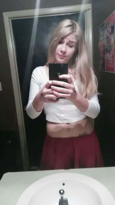 Can't keep my hands to myself no matter how hard I'm trying too https://t.co/yS2QnPJoZS<a href="/tag/meow"class="tags"><span>#meow</span></a><a href="/tag/batman"class="tags"><span>#batman</span></a><a href="/tag/lit"class="tags"><span>#lit</span></a>