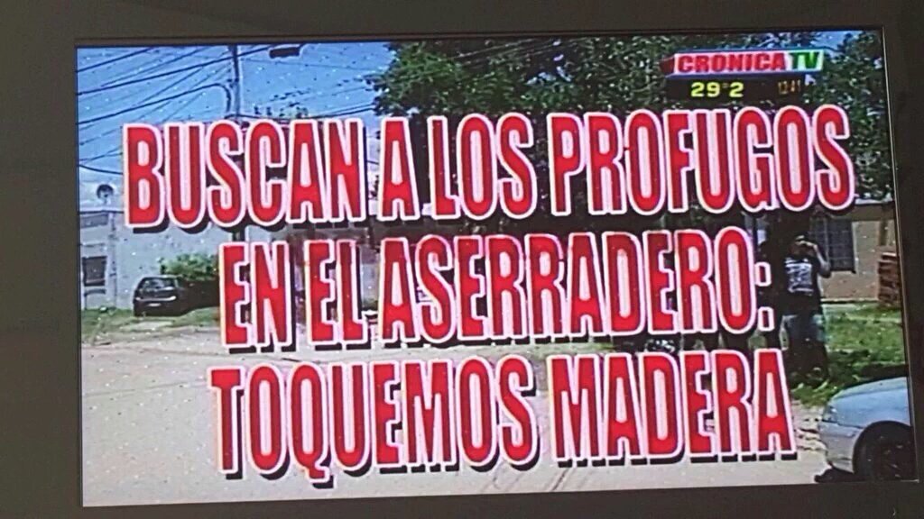 nicoyannello's tweet photo. Las mejores placas en la búsqueda de los prófugos. Crónica y su sello inconfundible, marcando tendencia @cronicaweb https://t.co/hjesavBnZh