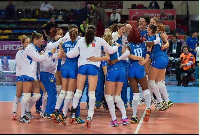foolishgin's tweet photo. #Volleyball #RoadToRio GO ITALY 💚���🇹❤️ #Rio2016 https://t.co/8Xm5AttHNu