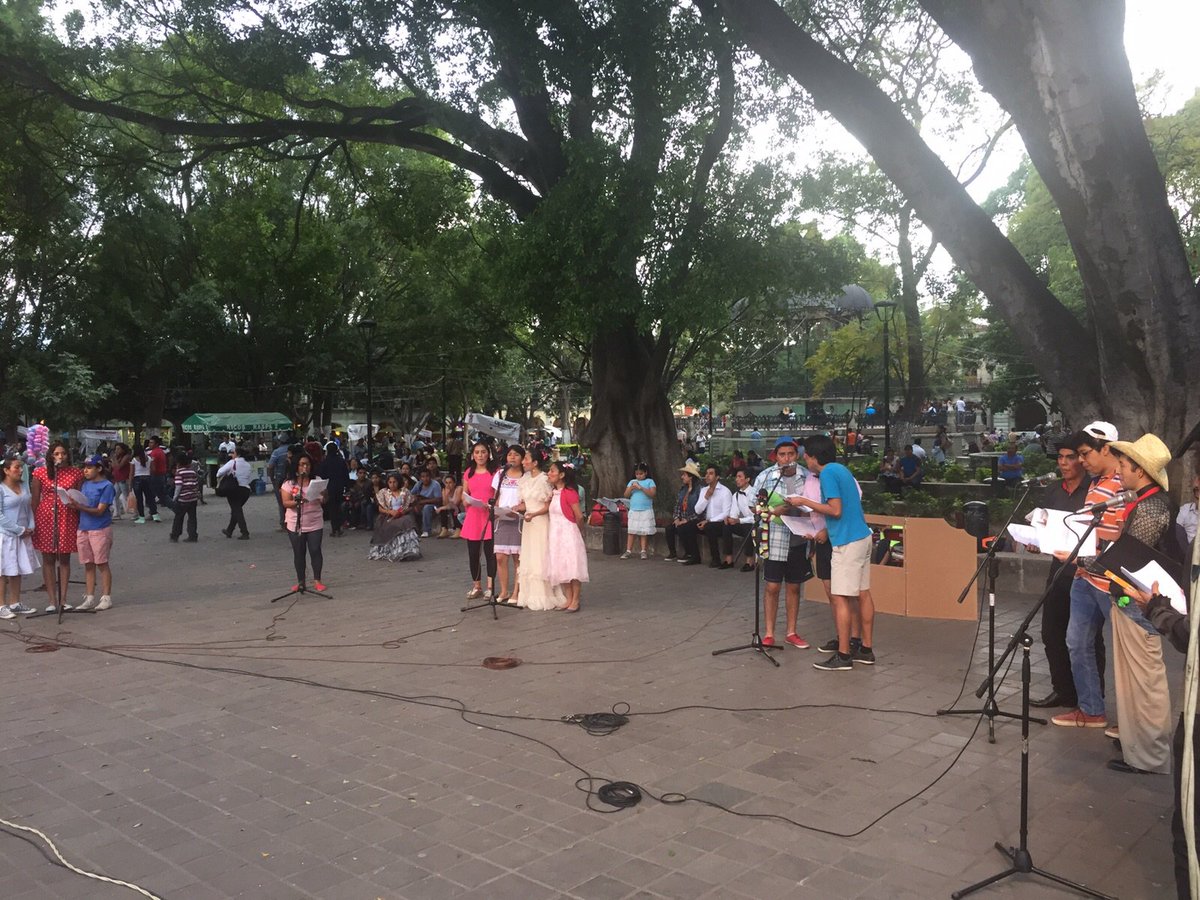 SECULTA_GobOax's tweet photo. "La magia de un mundo feliz", espectáculo de música y danza presenta homenaje a Cri-Cri, Zócalo de la Ciudad
#Oaxaca https://t.co/1SVZLhdgWn