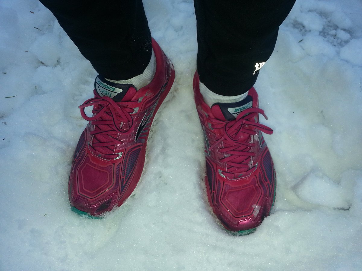 DebraArbecCBC's tweet photo. Tramps like us, baby we were born to run... #runnersplaylist #running #bliss https://t.co/rkRgZR2bQv