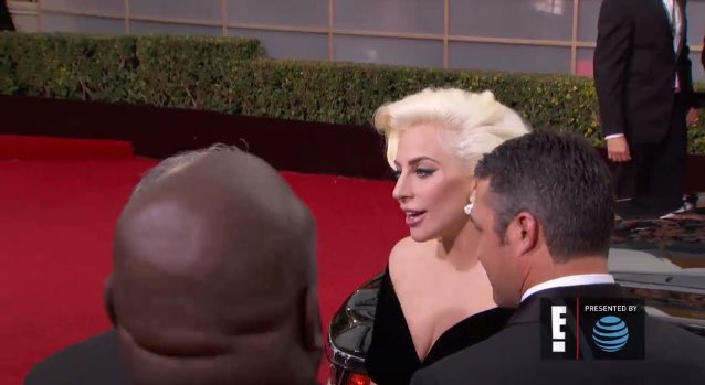 PortalGagaBra's tweet photo. Acaba de chegar a mais esperada #GoldenGlobes https://t.co/JMq9QuFni4