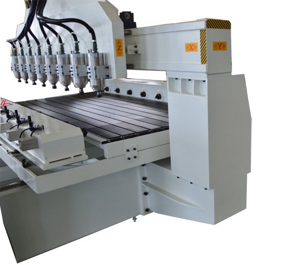 elecncrouter's tweet image. One head with 8 spindles cnc router from Jinan Blue Elephant CNC Machinery Company.