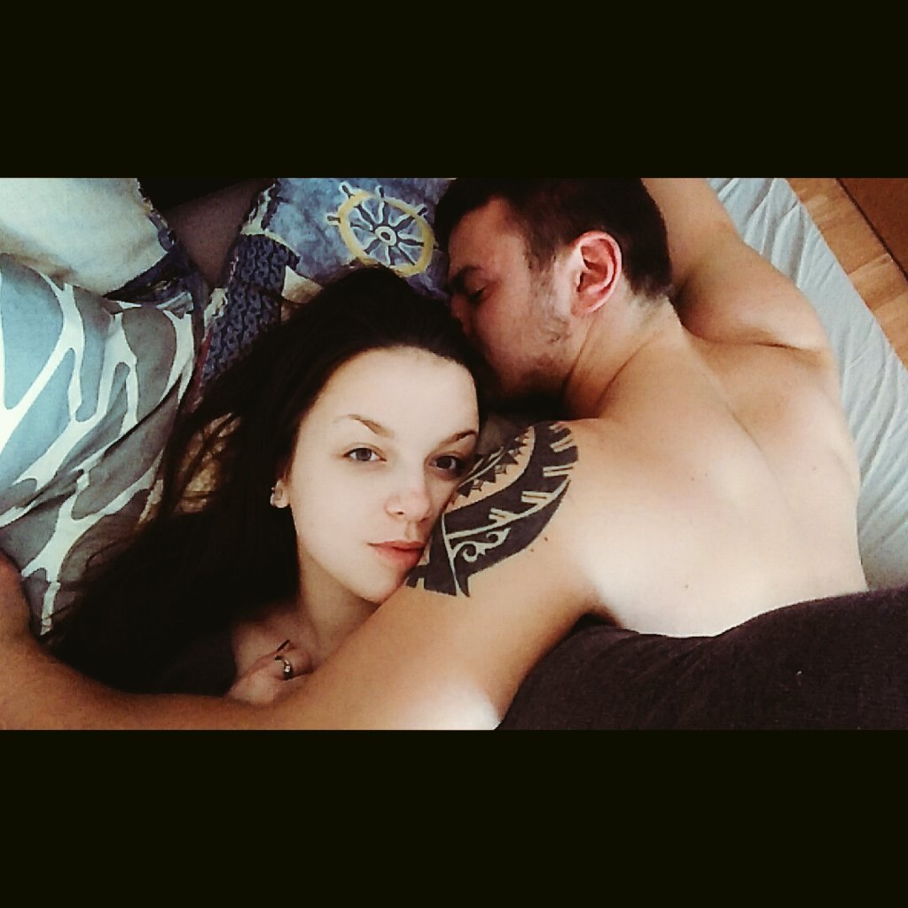 EJociute's tweet photo. Los mejores despertares son a tu lado @LTvaidas https://t.co/MXbtJANp39