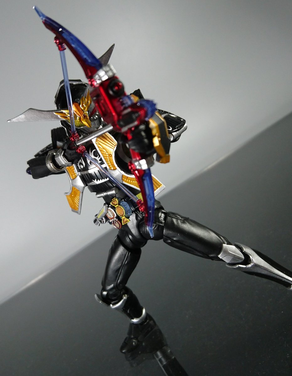 たまお Ar Twitter 仮面ライダー黒影 ジンバーアーモンドアームズ ペコにも活躍の場を提供したいのでペコが変身します ニチアサフィギュア改造部 造って遊ぼ T Co Eltpmf9b2w Twitter