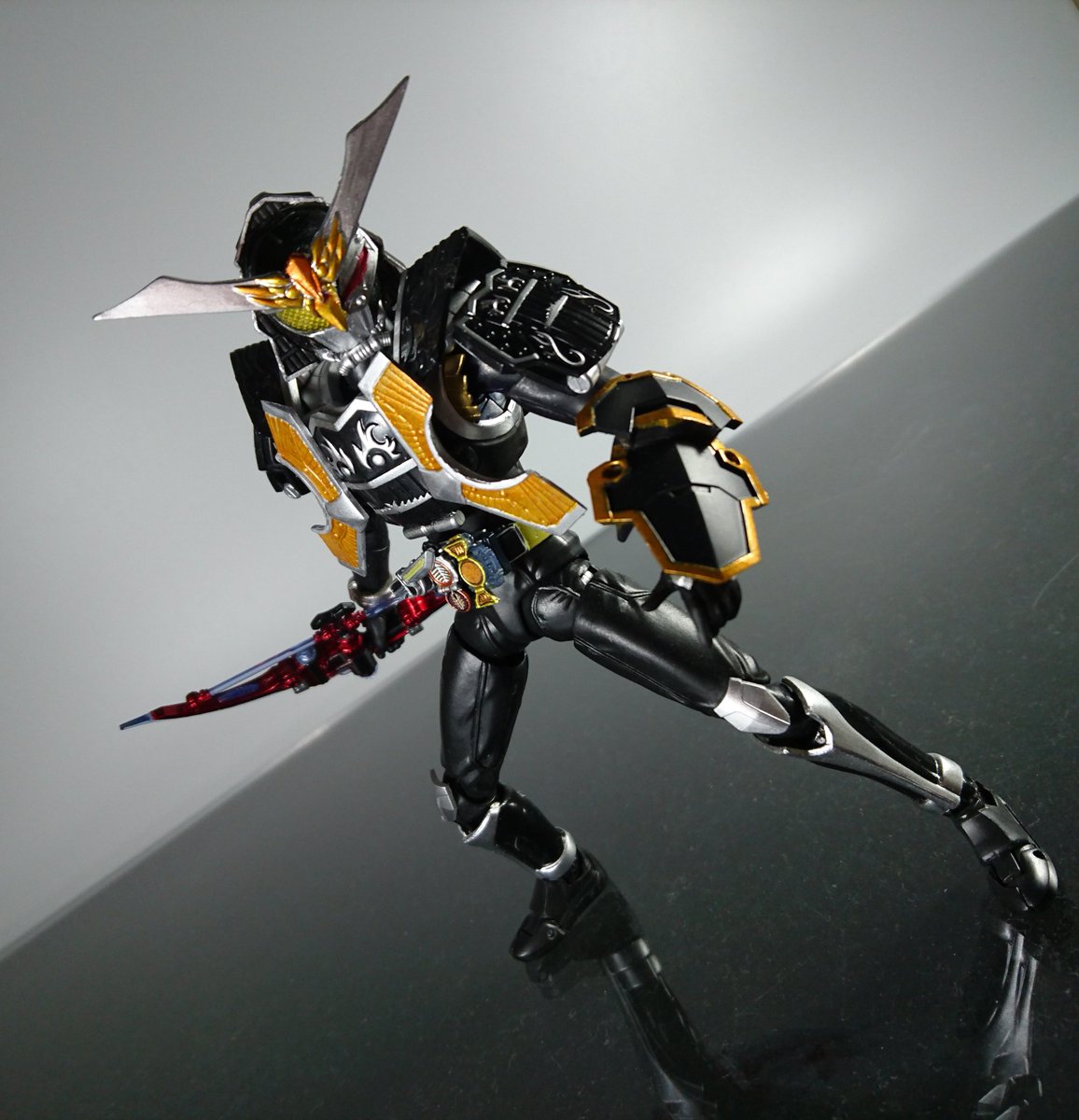 たまお Ar Twitter 仮面ライダー黒影 ジンバーアーモンドアームズ ペコにも活躍の場を提供したいのでペコが変身します ニチアサフィギュア改造部 造って遊ぼ T Co Eltpmf9b2w Twitter