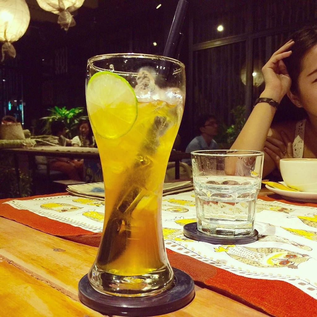 M_U_S_I_C_news's tweet photo. @rockeekee : https://t.co/dUlLbBTYvo | #hazelnuttea #nammuoimuoilam #51015 #coffeeshop #goodvibes #acousticmusic #… https://t.co/wjxfHBC2Bu