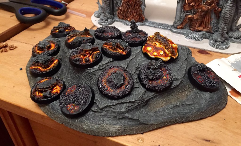 groje's tweet photo. #fireslayer delivery delayed, no minis for #miniaturemonday :-// but at least their bases are ready 😂 #ageofsigmar https://t.co/uKCfYSneZy
