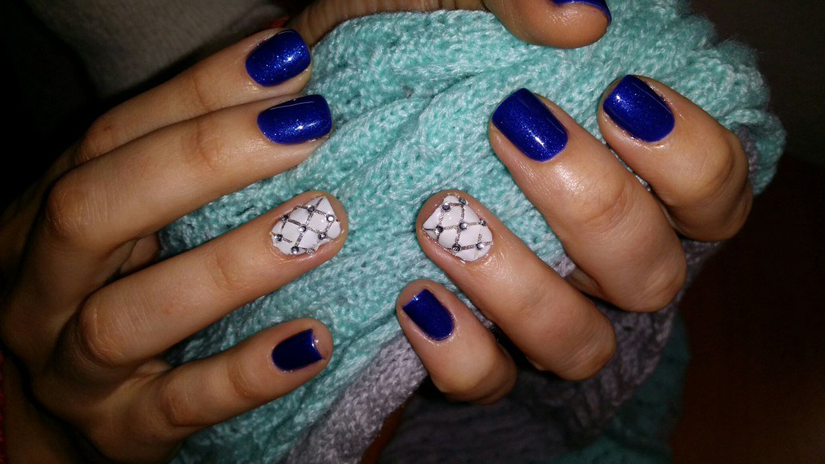 How I was a #model at a #manicure lesson