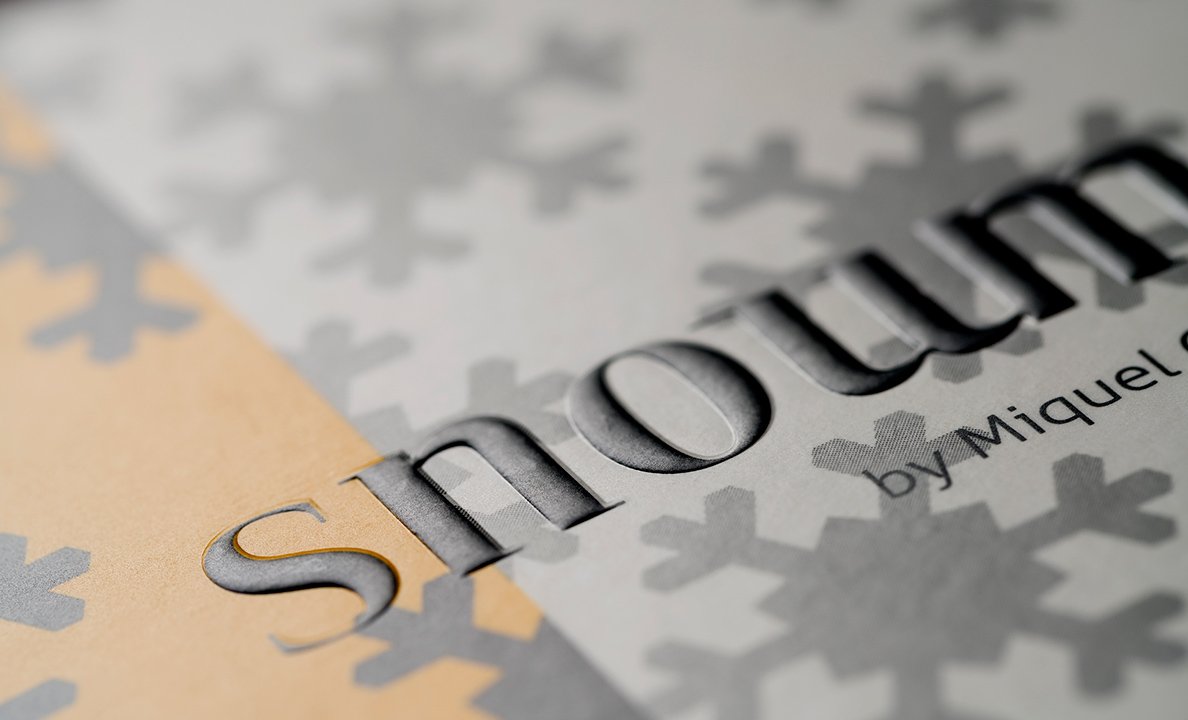 zoostudio's tweet photo. Snowmold by Miquel Guarro | Cacao Barry https://t.co/2lYoLQxyGY