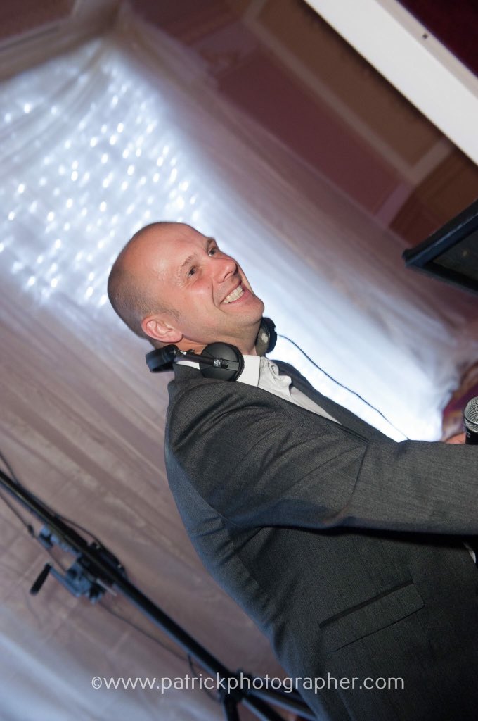 Morning! Busy day in the shoosh Weddings office today! Happy #weddingplanning 2017 #weddingdj diary open!