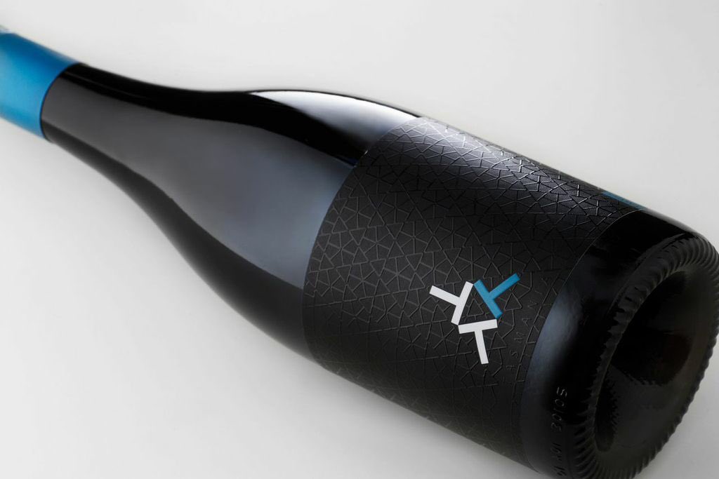 tttwine's tweet photo. TMV15 Pinot Noir, ready to roll. Flick me an email if keen for a look cellar@tttwine.com #wine #tas #pinotnoir https://t.co/7gMsYqVKFQ