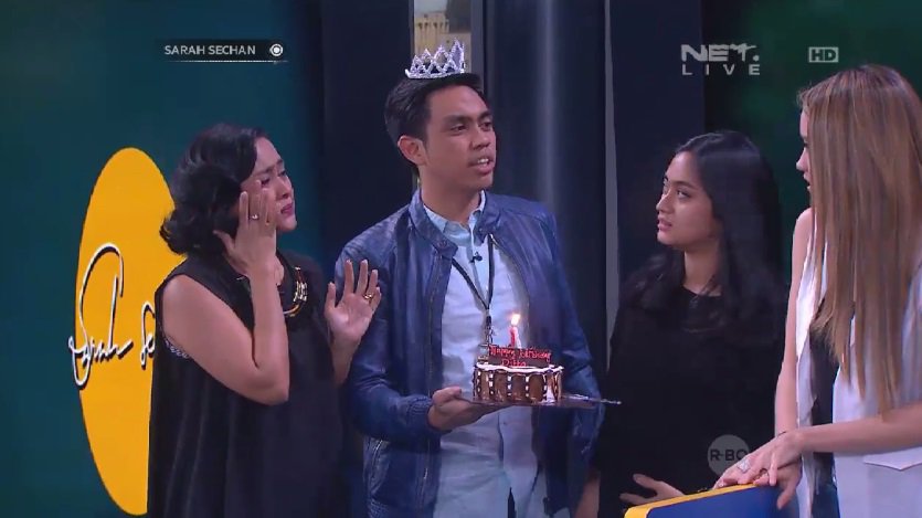 Selamat ulang tahun <a href="/dittopercussion/">Dittopercussion</a> yg ke-25! Selamat berbahagia...

<a href="/SarahSechan_NET/">SarahSechan_NET</a>