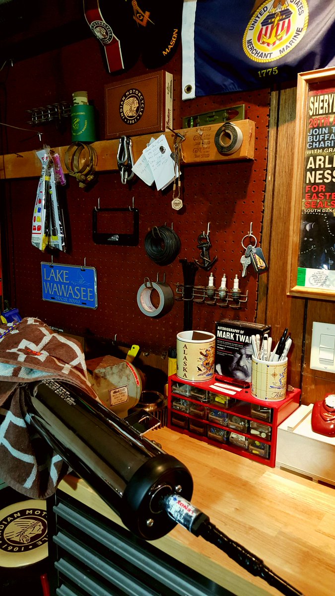 Studio_M_'s tweet image. -  Now I'm ready to remove 1st plug
from
the 2nd Muffler...
See
It
Down
There?!?
#ScoutExhaustModificationProject 
😎