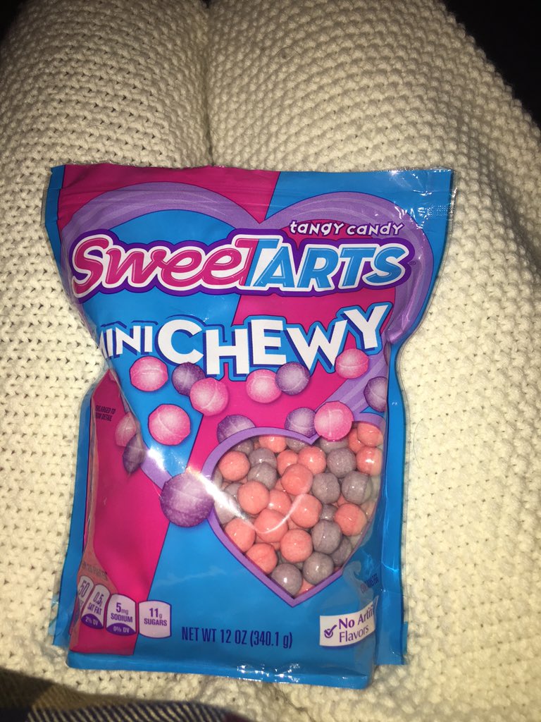 paigestram's tweet photo. Pregnancy has given me a sweet tooth I never had and THESE are a problem #hellocavities https://t.co/Fa33UppH2A