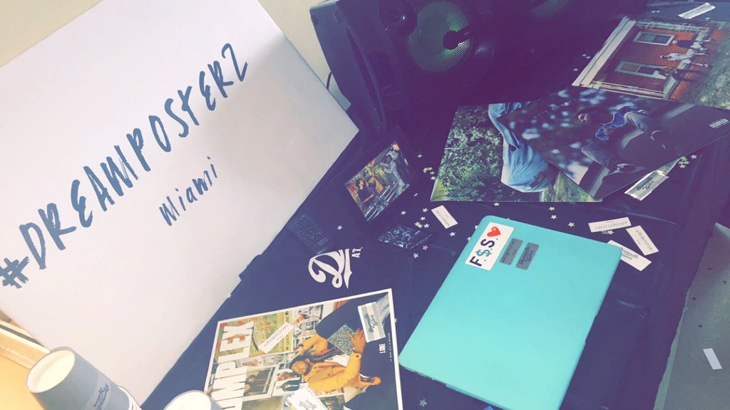 beautifullltee_'s tweet photo. #DreamPoster #DreamvilleSaturday #VilleVibez @DreamvilleFans @Dreamville @_isabellagomez https://t.co/t0fj5BFNKQ