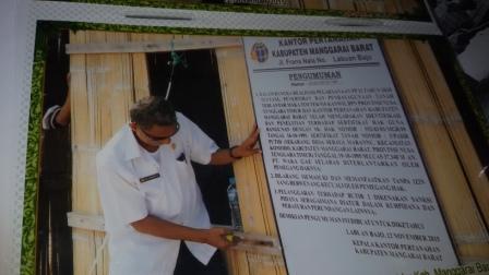 AtrP3m's tweet photo. Penertiban Tanah Terindikasi terlantar a.n. PT Waka Gae Selaras di Pulau Sabolo, Kab. Manggarai Barat https://t.co/QCjfgFgvuP