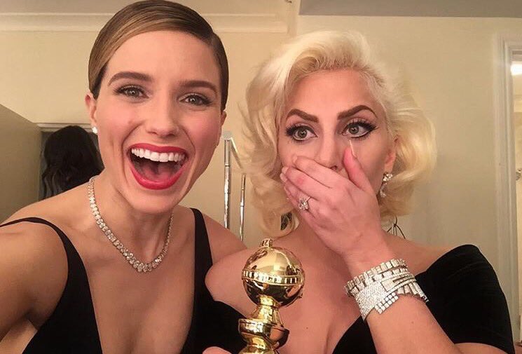 PortalGagaBra's tweet photo. Lady Gaga, Ryan Murphy e Sophia Bush juntos no Globo de Ouro https://t.co/EYEFKj6HwD