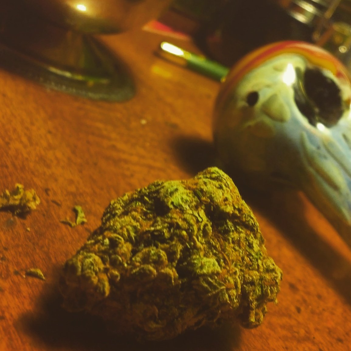 bluishpandabear's tweet photo. Ahhh toking it up happy Sunday y'all... 
#girlsthatsmoke  #somegirlsgethigh #420 #fourtwenty #supermariobrothers https://t.co/4SaYNKMZN2