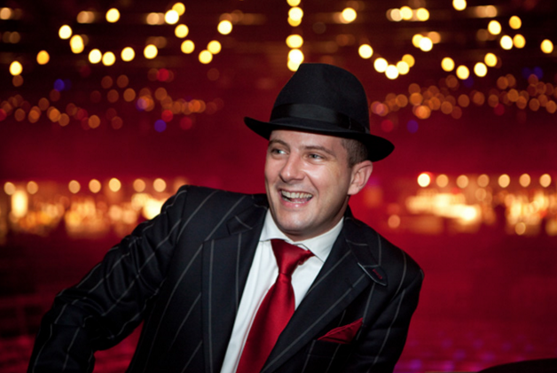 David_F_Russell's tweet photo. Yorke Pen's Brett Haylock back to direct @ClubSwizzle after 16 yrs touring https://t.co/6whIP6hvJ9 @AdelaideFesCent https://t.co/bRaJQzvhkA