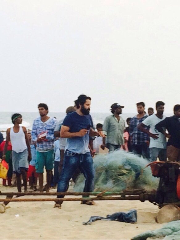 irumugam's tweet photo. #ChiyaanVikram https://t.co/FlI8ydDFFa