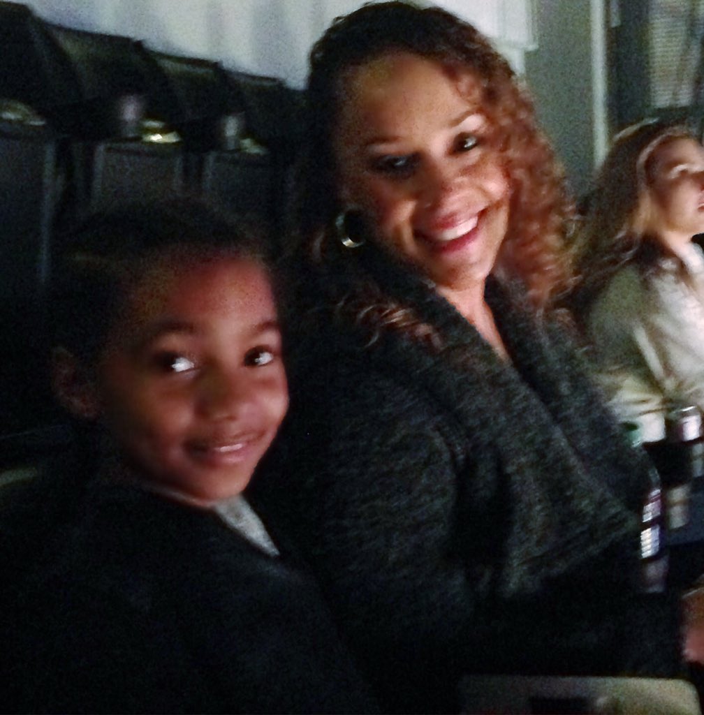 CaliKendi's tweet photo. LA Laker Mentor Night with my lil sister.  #MentoringIRL #LALakers #bonding #LilSis #bigSis #CBBBS https://t.co/bSZ8btKTAV