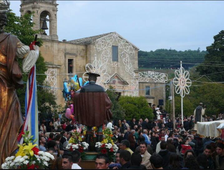 Mediterraneoweb's tweet photo. #Gangi #Borghid'Italia su richiesta di @Simone83522035 immagini suggestive di un antico borgo madonita #Siciliabedda https://t.co/n4wSwBukW6