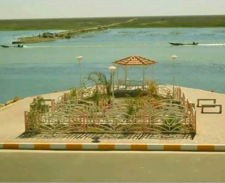 hadisid131's tweet photo. انها بندقية العراق #الجبايش ارض الناصرية لاتذهب بكم الضنون الى أوربا
#الناصرية_المالحة
#oneiraqvoice
#لقطة_عراقية https://t.co/dtNvJwXrww