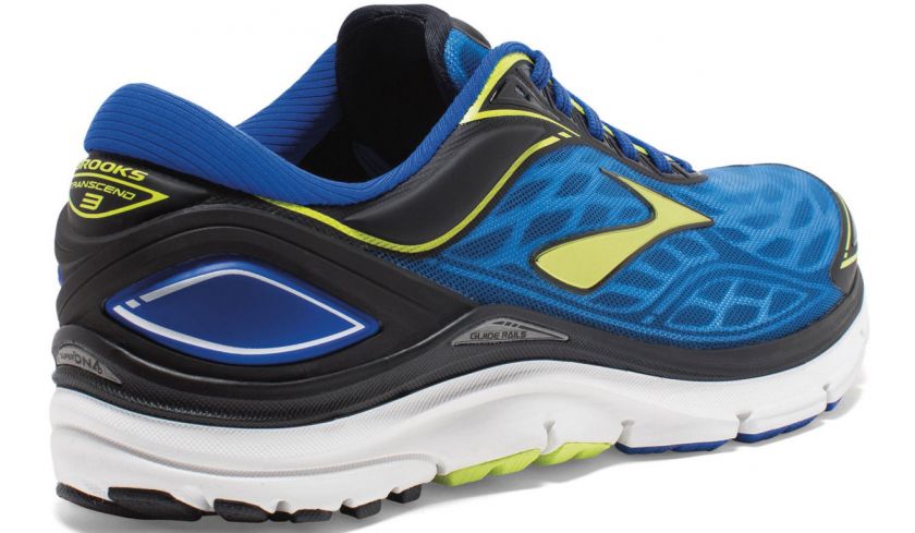 runnea_com's tweet photo. ¿Ya conoces todas las novedades de las #Transcend3 de @BrooksRunningES? https://t.co/B2Pvv7yN6w ¡Descúbrelas! ;) https://t.co/0khv3SUS6I