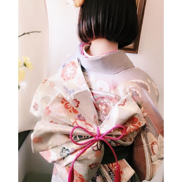 RUNO8O5's tweet photo. ↪︎

成人の日 。

中身さン も御一緒に 成人った  !！

休止中に失礼  ( )

↪︎ https://t.co/tAK9Pai8aj