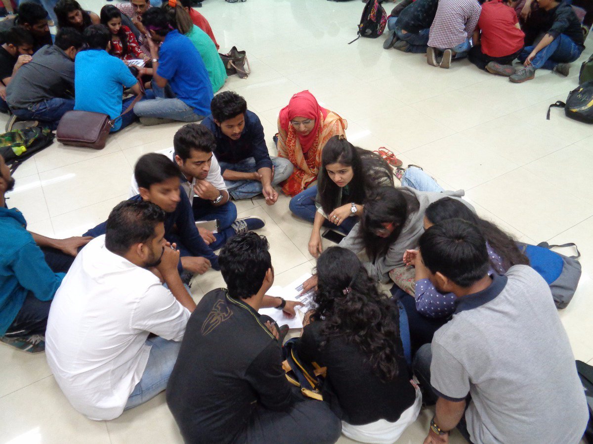 RizviManagement's tweet image. Team Chanakyaniti trying to find the missing words in the event &apos;Google Masters&apos; #Telesis #AppliedKnowledgeIsPower