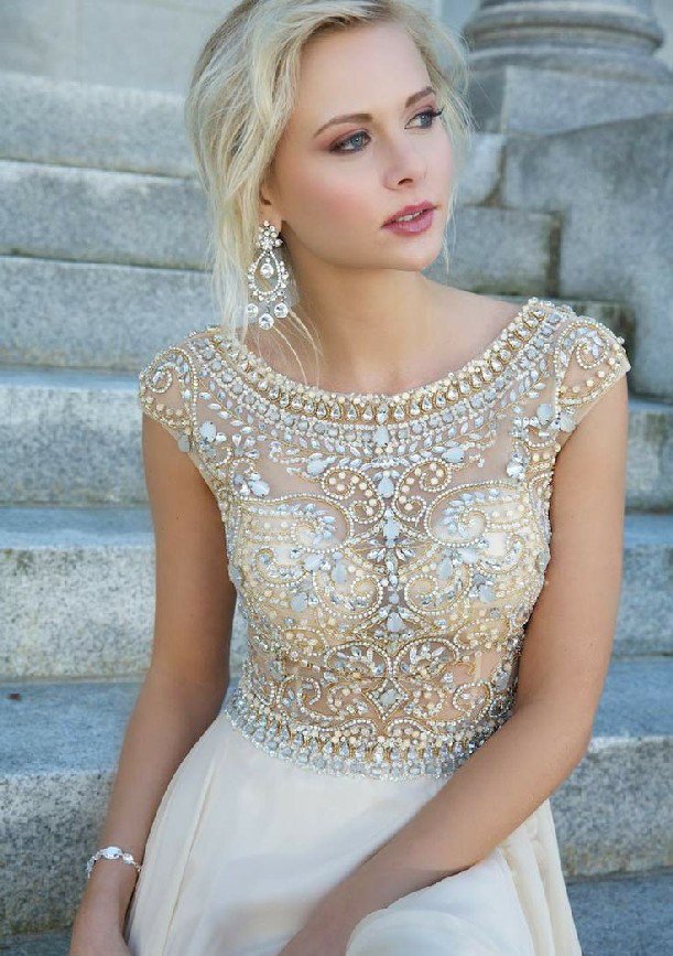pondidobaby's tweet photo. Taş İşlemeli Abiye ve Elbise Modelleri #taşlıelbiseler #moda #abiyeler https://t.co/Az4iMDmmw6 https://t.co/TQtr1PLnfw