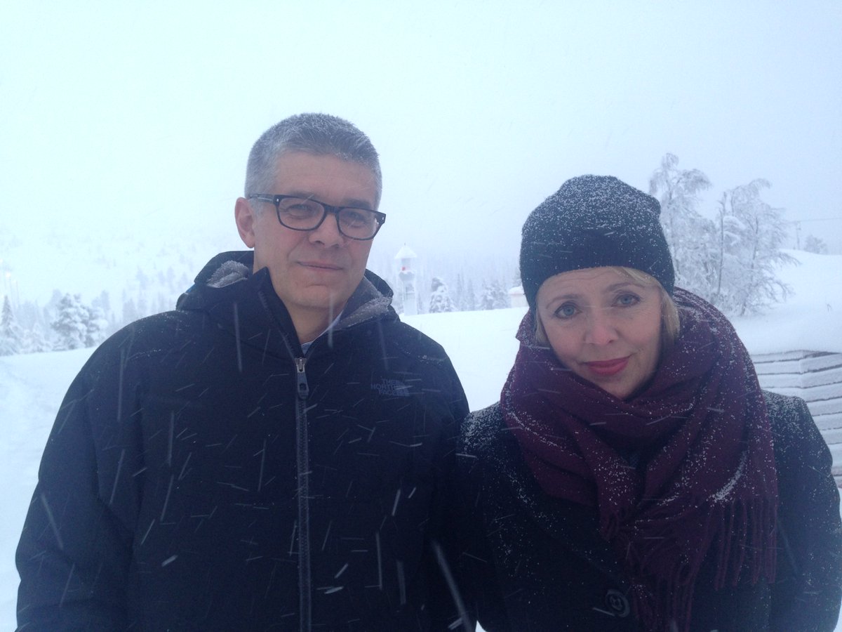 Säpochefen och chefen för <a href="/PSTnorge/">PST</a> framträder tillsammans på #fofrk. Livesändning kl 16.55: folkochforsvar.se/play.html