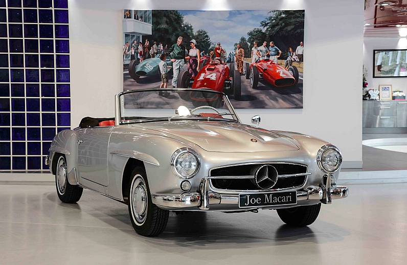 TCCSUK's tweet photo. This glorious #Mercedes 190 SL @JoeMacariPC will represent Germany in #LCCS2016's Grand Avenue Six Nations face-off https://t.co/Yb86j6Rf5W