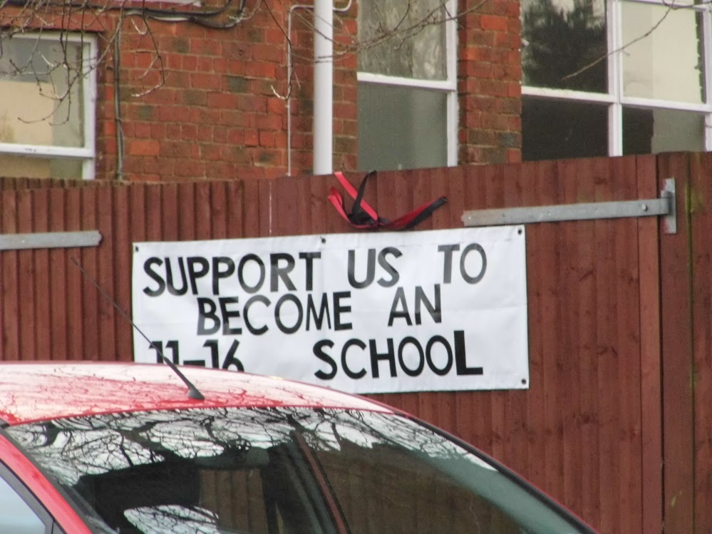GHRSussexKent's tweet photo. #SpiritNews Help us save Rydon Community College - a plea from #Storington teen https://t.co/euJdXw8XQN https://t.co/44dNUHnQXM