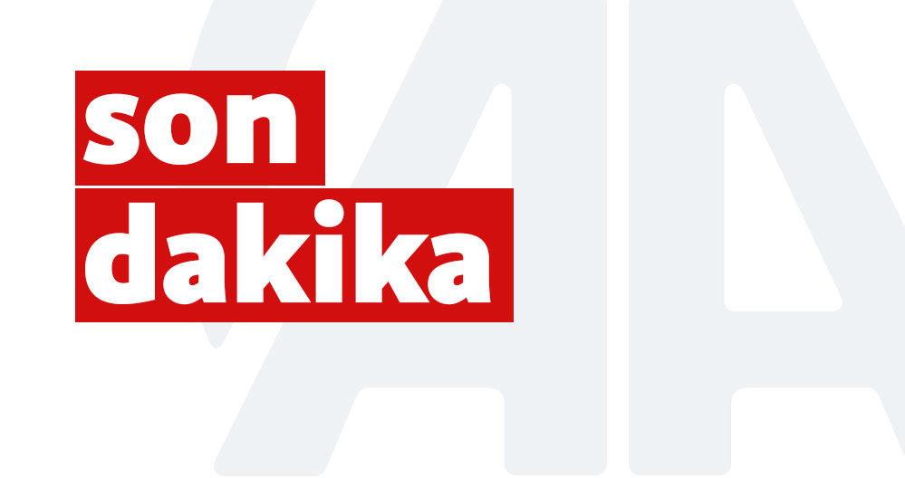 anadoluajansi's tweet photo. Halep'te Rus uçaklarının bir okula düzenlediği hava saldırısında 8'i öğrenci 17 kişi hayatını kaybetti https://t.co/UVdf6Hpihw