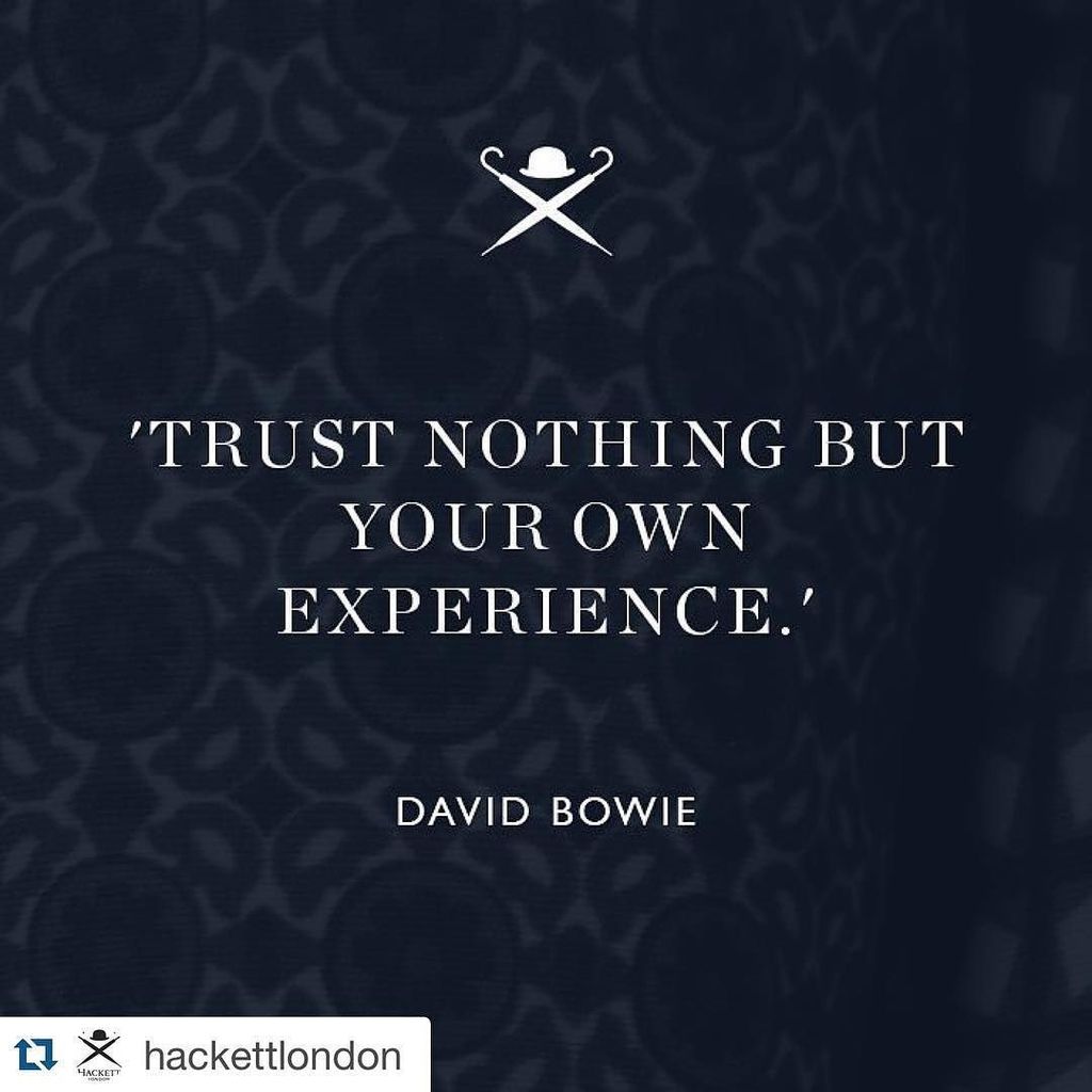 cleverpt's tweet photo. #Repost @hackettlondon ・・・
"The stars are never far away." RIP David Bowie, a true British… https://t.co/8TqQl9GqDv https://t.co/Zbl1No468r