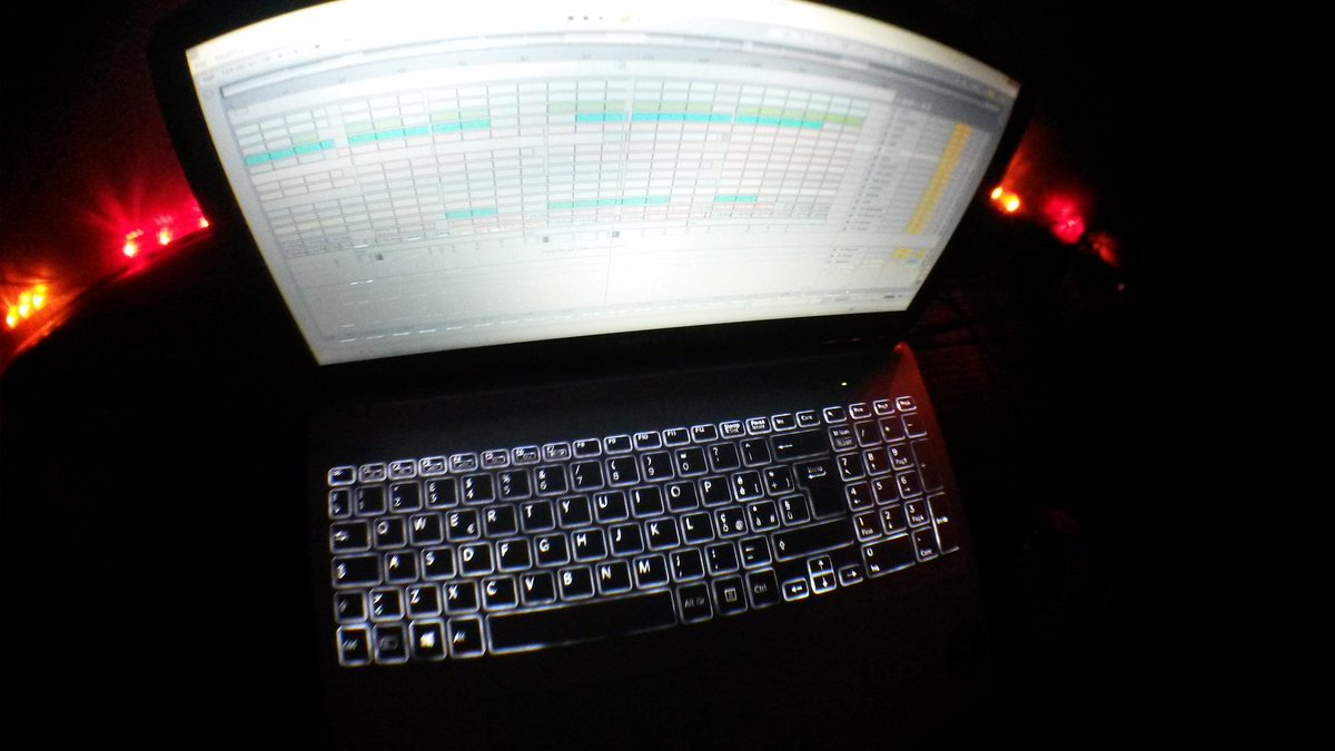 Work for 2K16! 
Stay tuned, stay k-909.
#SAVETHEUNDERGROUNDMUSIC #work #allday #techouse #follow #mymusic #crazy