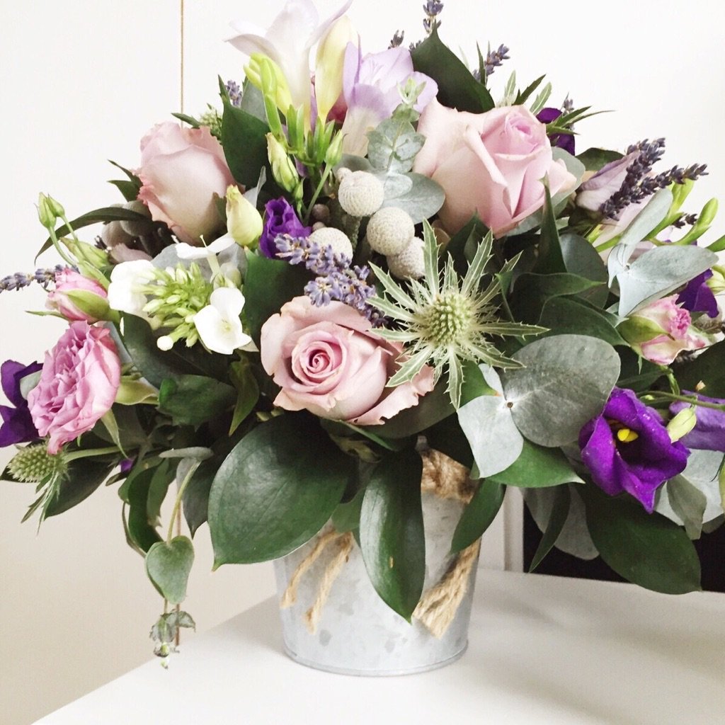 FlowerSchoolBtn's tweet photo. Coming up on 6th Feb, our popular Introduction to Floristry workshop! https://t.co/F4zsGscLLj£115 https://t.co/pVunNWjAC7