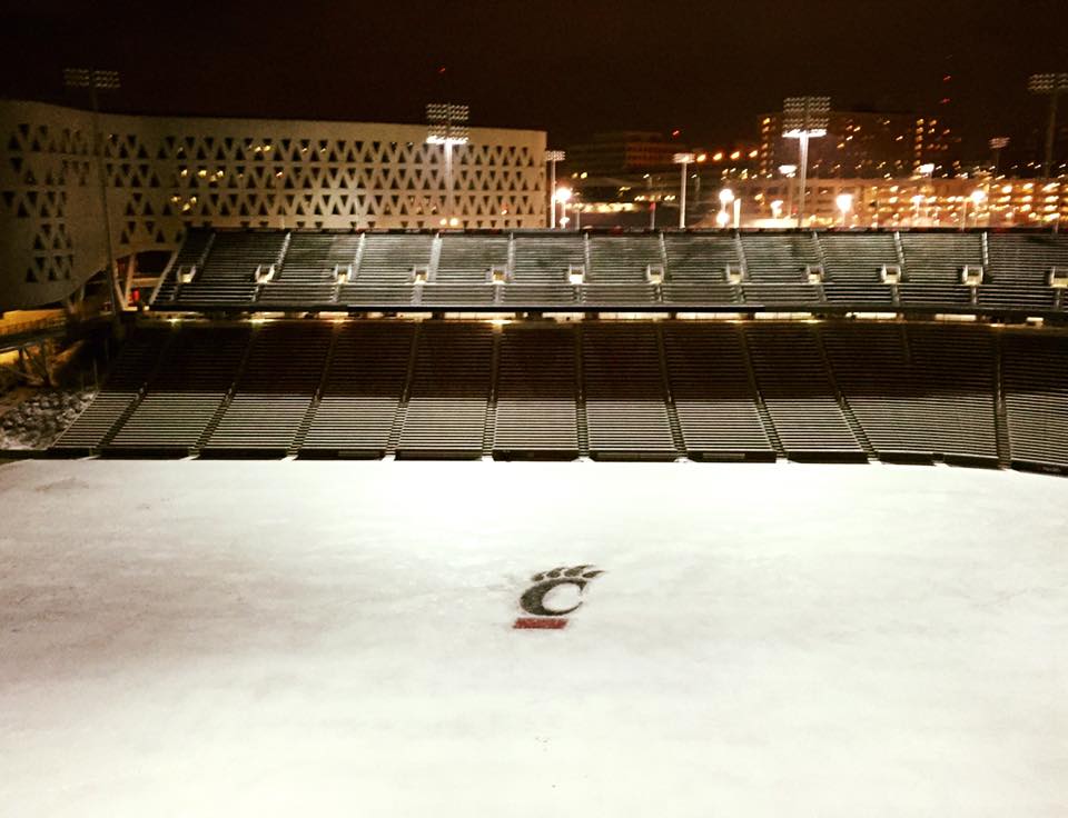 Pretty cool shot from Nippert Stadium last night. #Bearcats