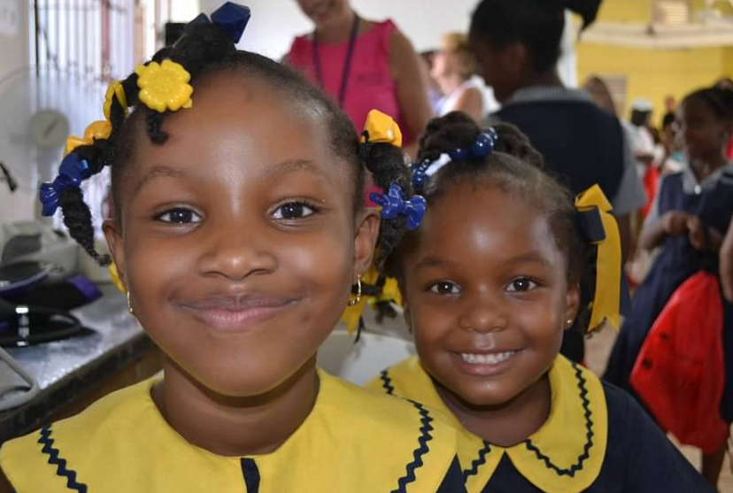IssaTrust's tweet photo. Happy Monday, from the beautiful smiles of Jamaica. #IssaTrust #Jamaica #NonProfit https://t.co/oB6OazRsge