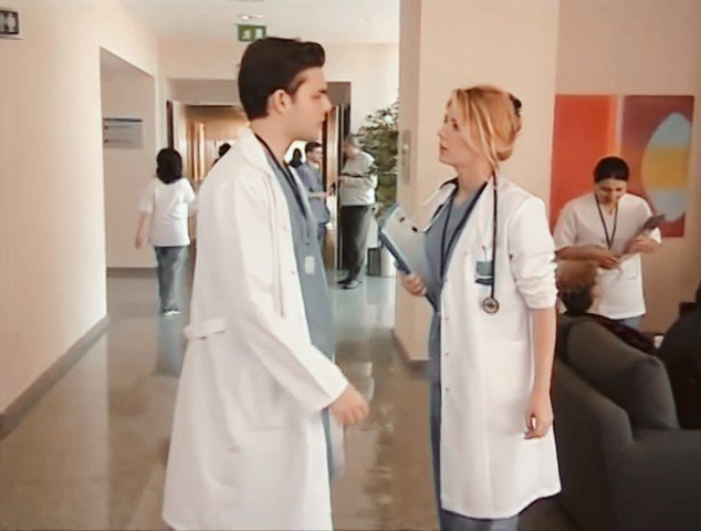 TatTugba's tweet photo. #doktorlar 
6. Bölüm 

#kader &amp; #burak 

@Aslnmhmt 
#aysunkayaci https://t.co/oAvlZw9ezf