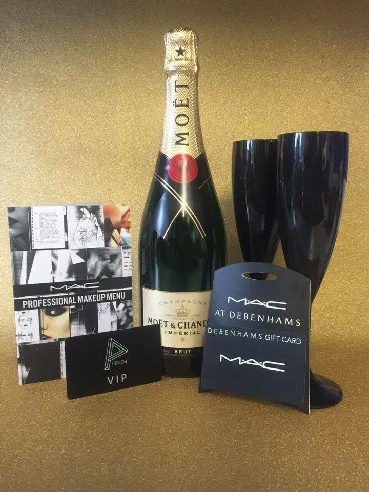 RETWEET to win this HUGE PRIZE!

-6 VIP Entry
-VIP Booth
-Btl of Moet
-Mac Gift Card

Winner announced 4pm Friday!
