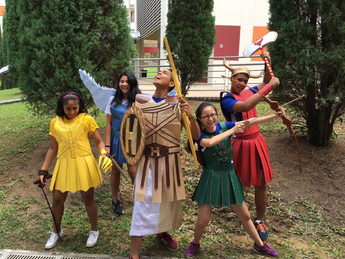 popopotatoz's tweet photo. From building the spirit and igniting passion to giving our best no matter what aka look@ze beautiful props #whyij https://t.co/GZfUMrWIUl