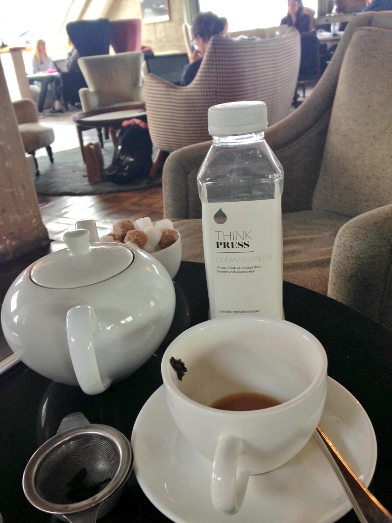 TessWard's tweet photo. Monday saviours #thinkpress and earl grey 👌🏻 https://t.co/tr518483aR