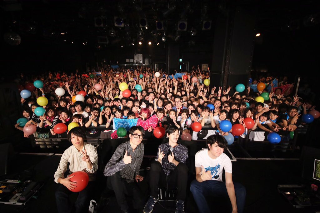 honkidance tweet picture